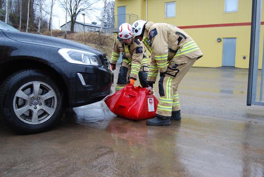 Bassäng för läckage 90L - Brunnstätning - Lätt att flytta med fyra handtag